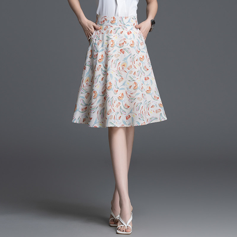 碎花短裙半身裙女夏季新款高腰显瘦a字大摆裙遮胯小个子雪纺裙子