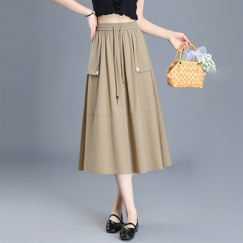 卡其色半身裙女夏季薄款高腰显瘦中长款小个子休闲冰丝伞裙a字裙