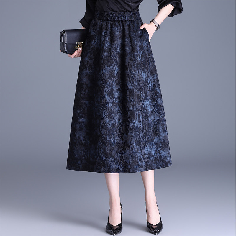复古提花裙子半身裙2026春款松紧腰时尚遮胯中长款宽松a字百褶裙