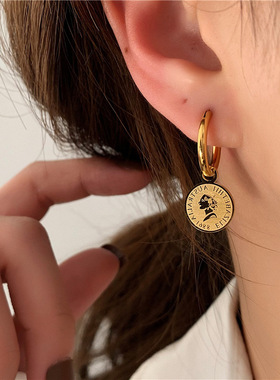 新款轻奢时尚百搭个性钛钢耳环人像设计高级感耳扣耳圈耳钉潮