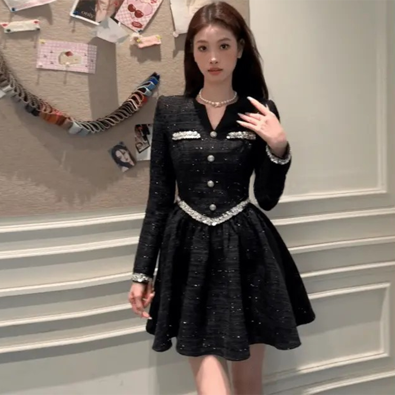 2025新款伞摆连衣裙黑色长裙优雅花边高腰显瘦法式春季裙子D0129