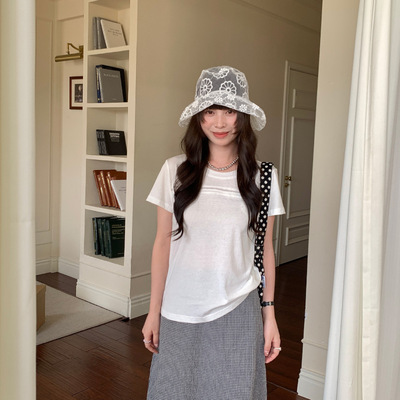 you think夏季新款圆领短袖拼镂空花边设计感学生减龄上衣T恤女潮