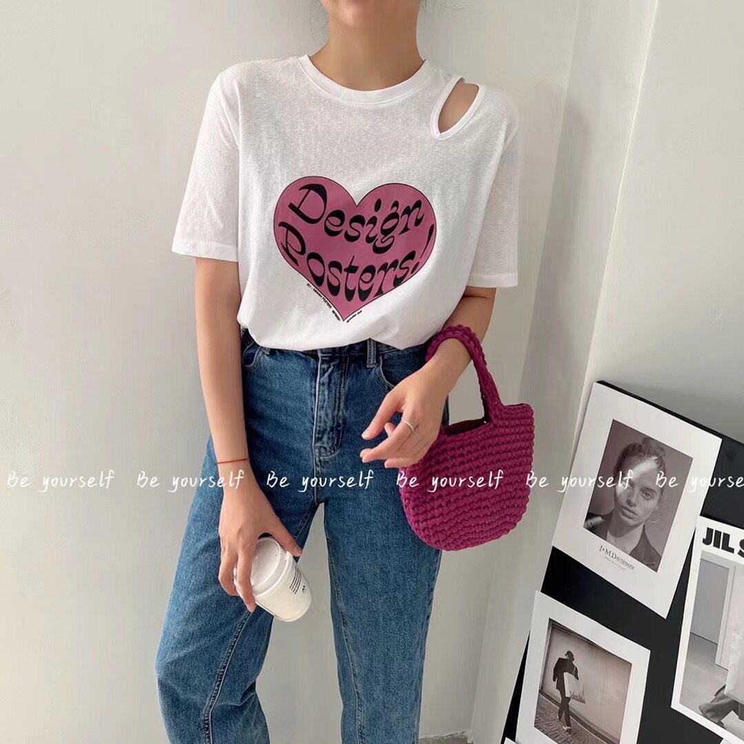 2024夏装beyourself新款洋气港味爱心印花ins显瘦漏肩短袖T恤女