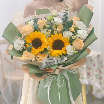 江西省九江市浔阳庐山区瑞昌市鲜花店同城配送生日玫瑰向日葵花束