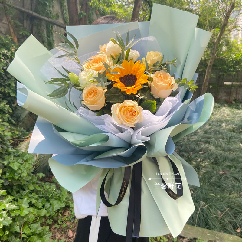 河北省廊坊市安次区广阳霸州市鲜花店同城配送生日玫瑰向日葵花束