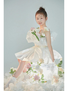 儿童摄影服装 时尚 写真影楼拍照花束主题服 2022新款 8岁女孩个性