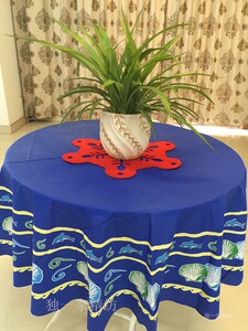 蓝色圆形欧美手工印花餐桌布