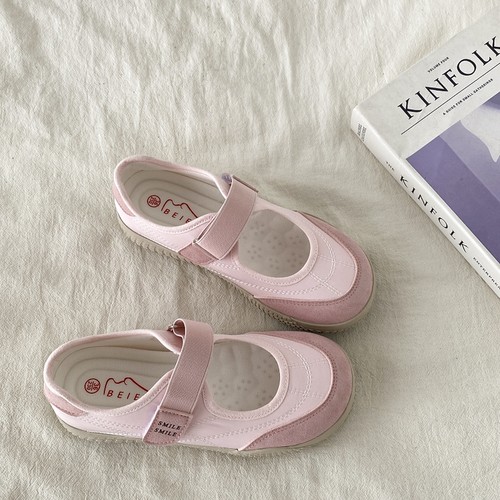 绝美粉色魔术贴板鞋玛丽珍德训鞋