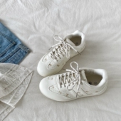 女2026春季 新款 韩系百搭厚底小白鞋 喜叔复古蝴蝶结德训鞋 休闲板鞋