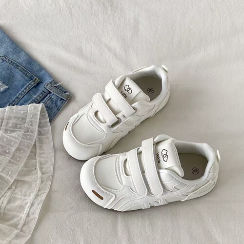 丑萌平底魔术贴小白鞋泡芙德训鞋