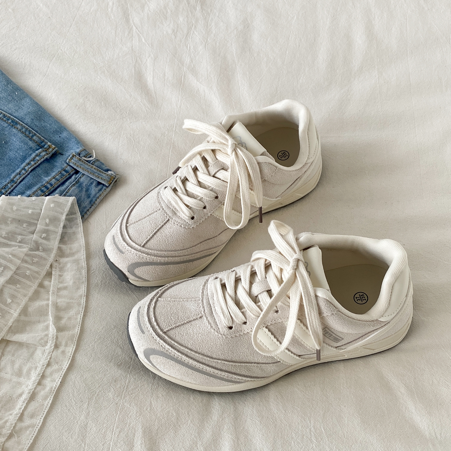 休闲轻便复古运动鞋德训小白鞋潮