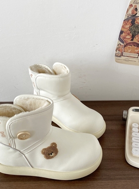 喜叔可爱小熊白色皮面雪地靴女2025冬季新款外穿保暖棉鞋加绒短靴