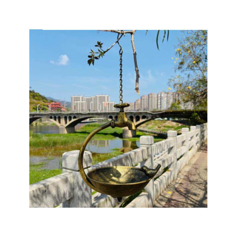 跨境悬挂金属喂鸟器鸟浴盆庭院花园创意水龙头造型花园装饰喂食器