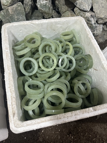 手镯半成品岫玉玉石手纯天然A货冰透岫岩玉镯游戏津贴毛坯玉手镯
