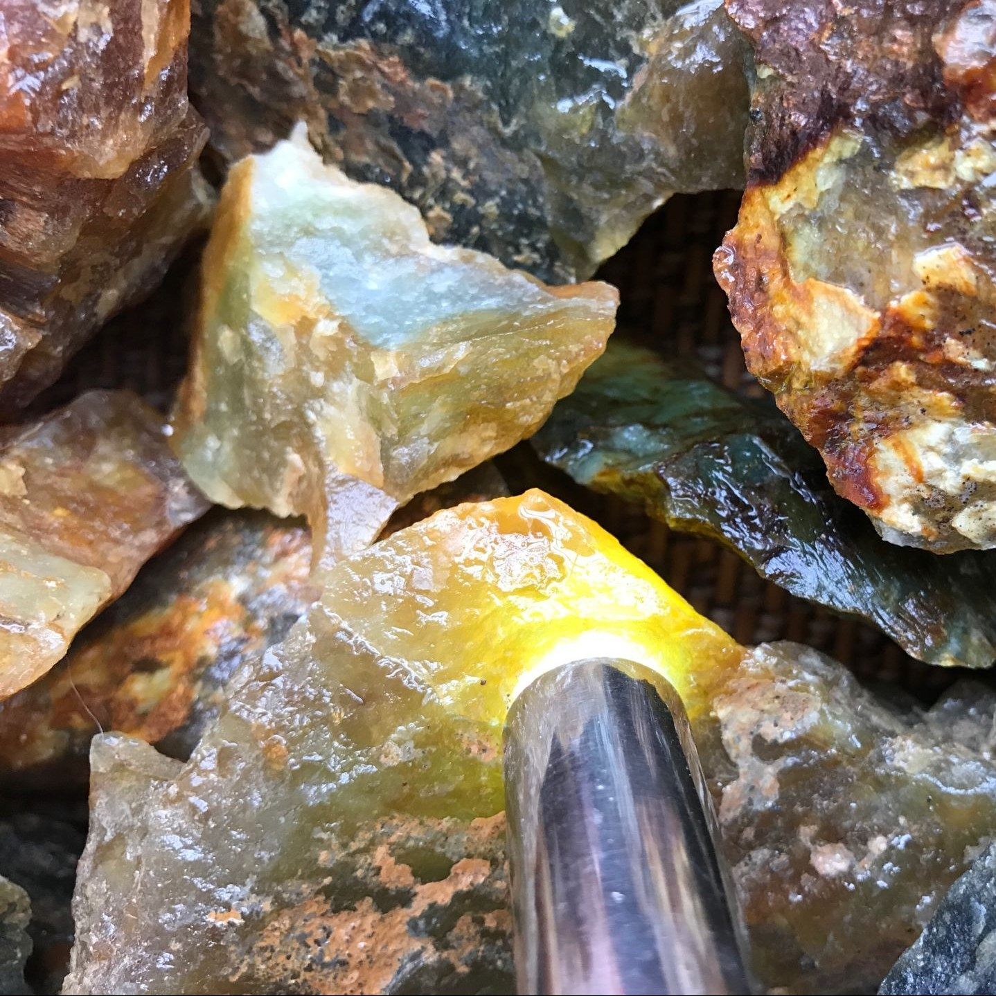 天然花玉原石 岫玉原石 毛料大块 玉石原石 冰种 籽料裸石 边角料