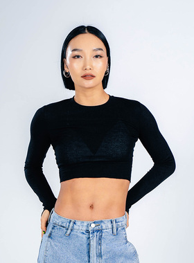 王润SOHANA2023春夏季设计感基础款修身长袖圆领套头打底衫上衣女