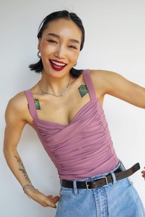 王润原创SOHANA设计2022夏季新款弹力贝壳胸褶皱设计万能吊带背心