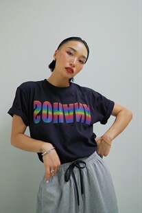 王润原创SOHANA设计2022春夏新款3M反光炫彩印胶弹力男女短袖T恤