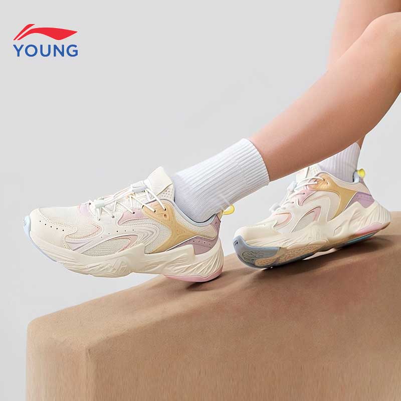 李宁童鞋大童防滑耐磨休闲运动鞋