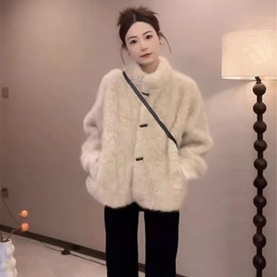 羊羔毛外套女短款加厚冬季2025新款高级感保暖宽松小个子毛绒上衣