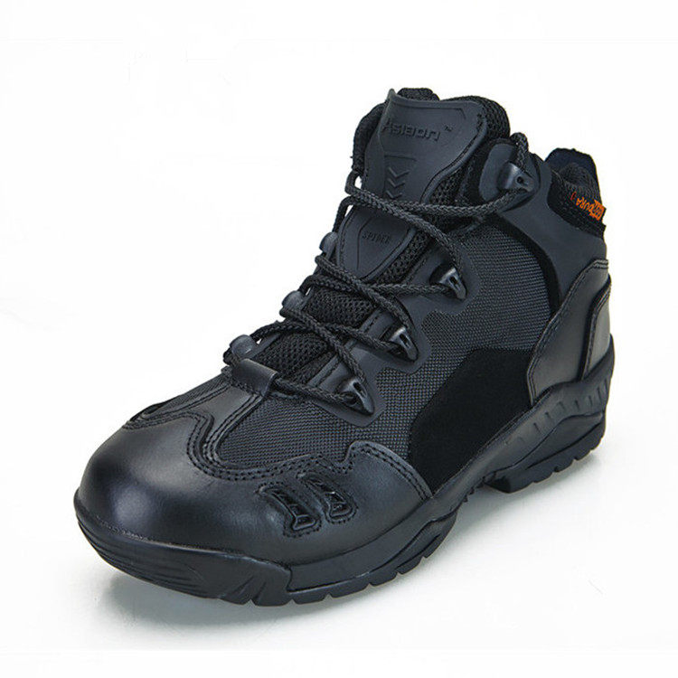 Bottes militaires ASIAON en cuir - dérapage - Ref 1398760 Image 1