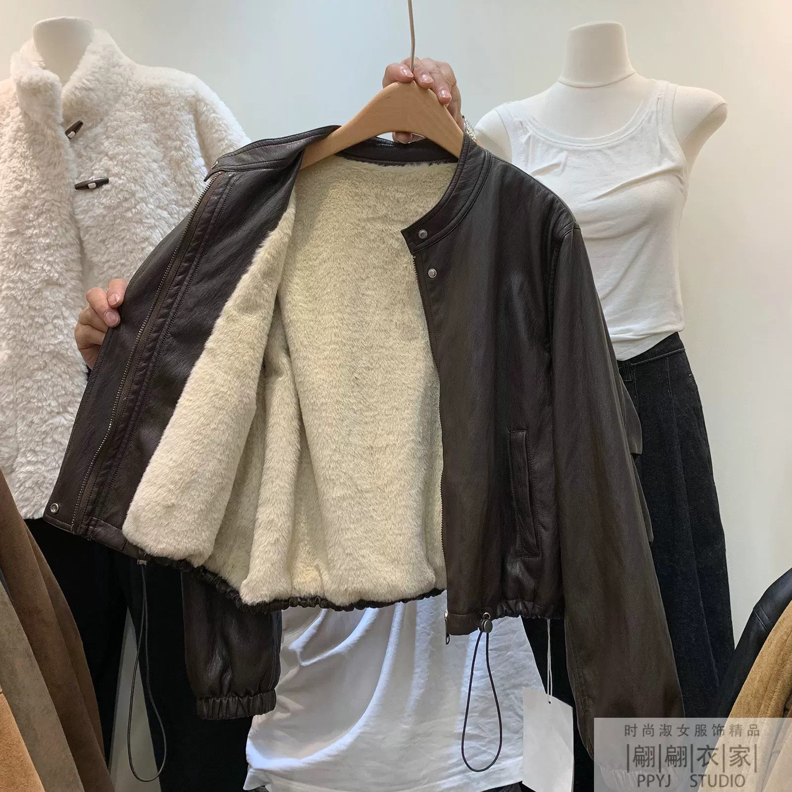 海宁冬季新款加绒加厚皮衣外套女宽松显瘦立领休闲百搭机车皮夹克