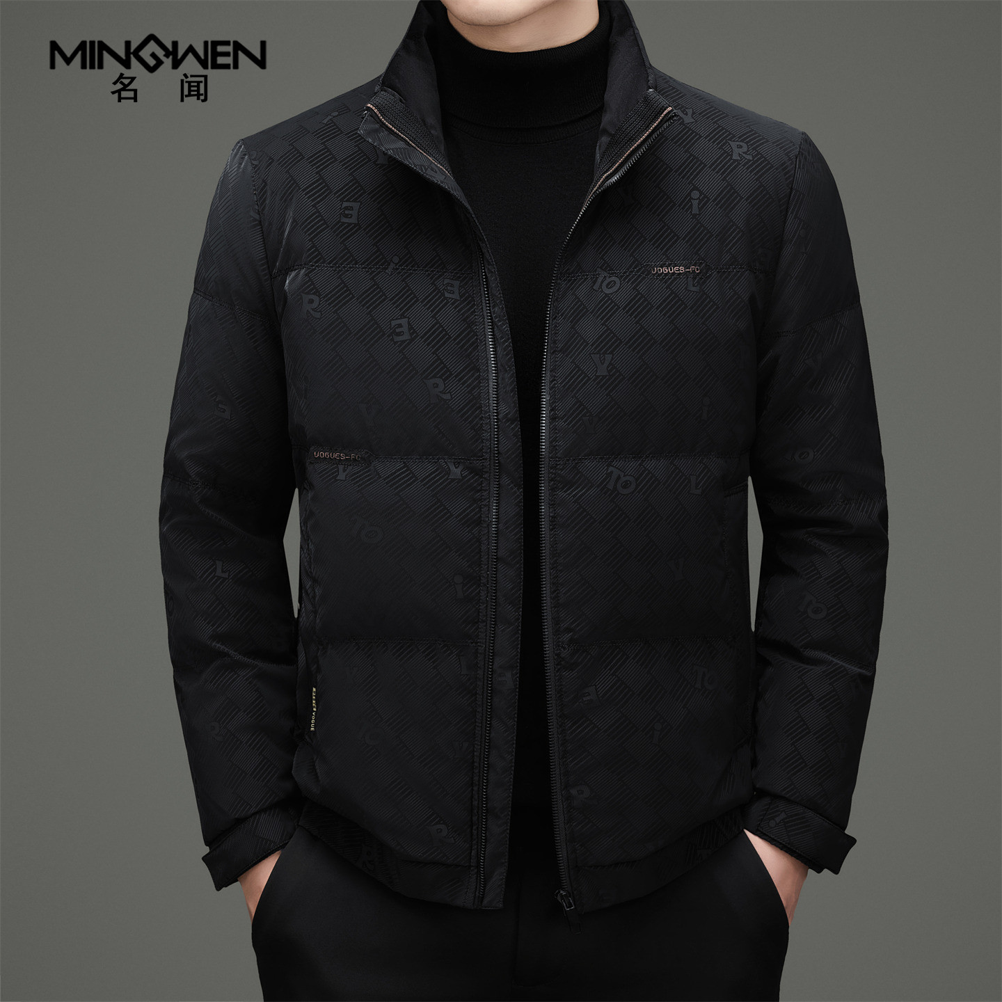 时尚印花厚款立领羽绒服