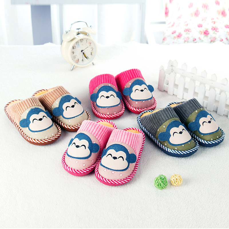 Pantoufles enfants en suède pour hiver - Ref 1024554 Image 1