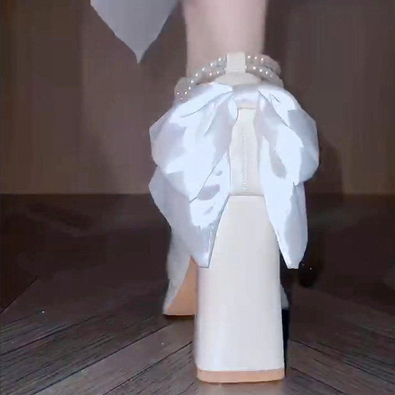 白色主婚纱婚鞋不累脚玛丽珍高跟鞋防水台粗跟单鞋伴娘成人礼女鞋