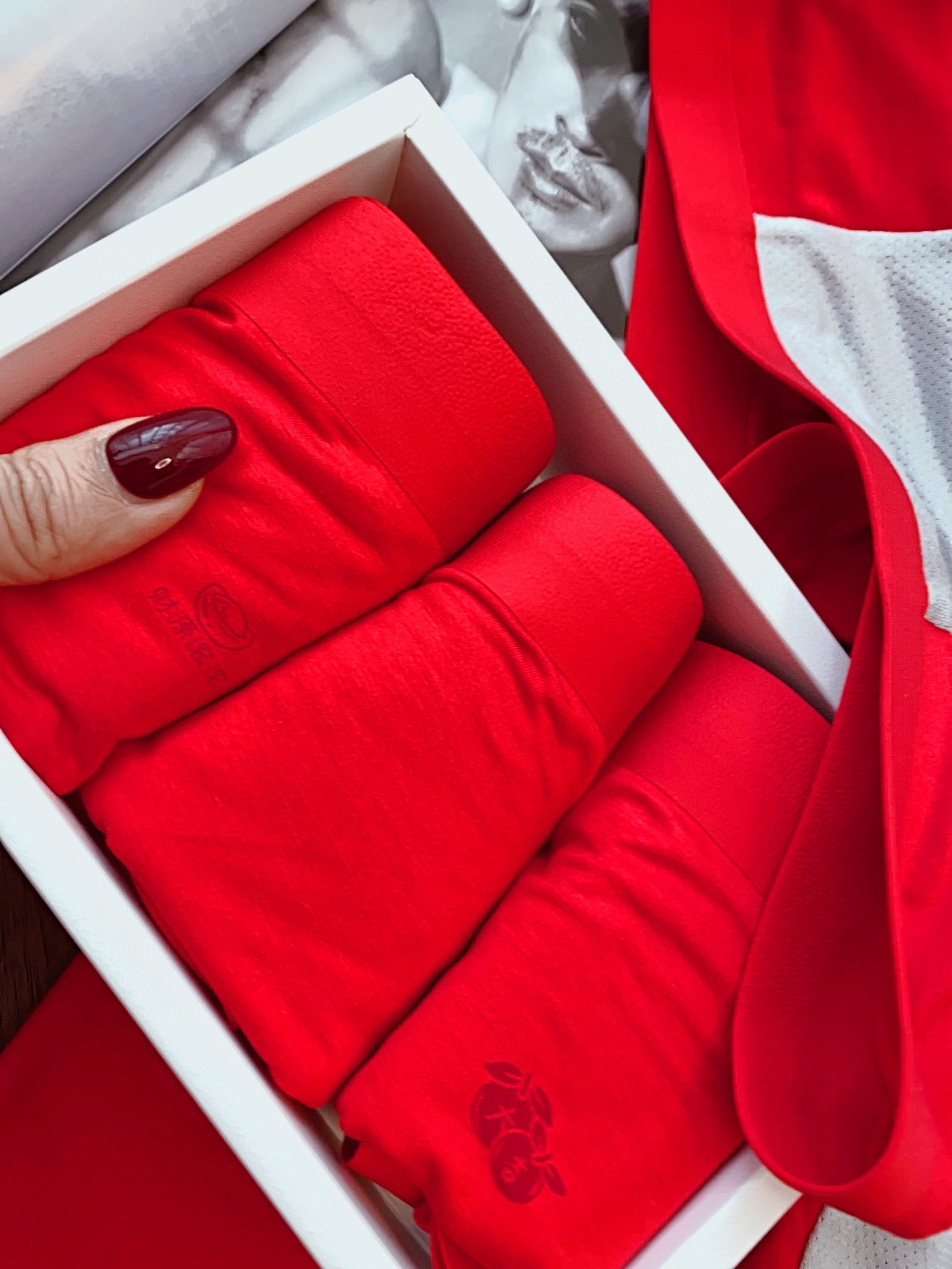 新年红内裤！高端货！女士内裆100%桑蚕丝！男士客供黑炭纤维抗菌,女士内衣/男士内衣/家居服,男平角内裤,淘宝优惠券,粉丝福利购,淘宝优惠卷