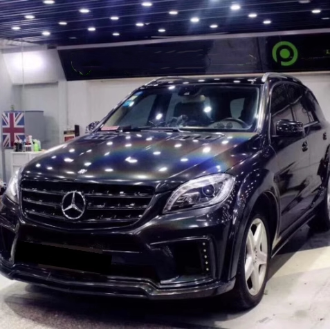 亮面七彩变色龙镭射膜黑色 汽车车身改色膜 闪点幻彩镭射黑贴纸