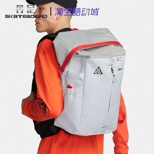 耐克运动户外抗水大容量双肩背包