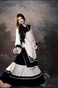 新款高品质彝族服装棉麻绣花少数民族全套服饰写真大凉山旅拍古风