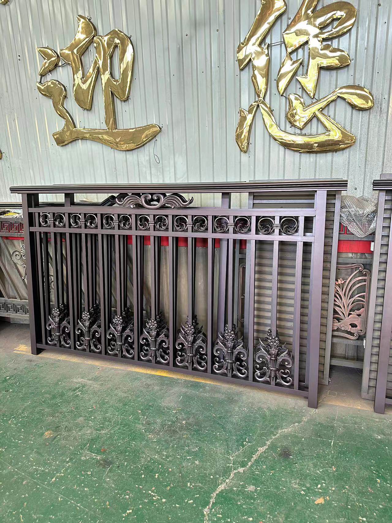 可定制铝艺护栏阳台护栏院子护栏庭院围墙艺术护栏铝合金