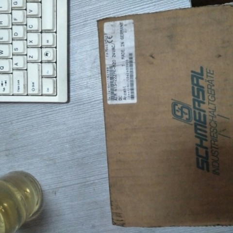 【议价】SCHMERSAL施迈赛AZM 415-22ZPK-M20实物拍摄正品拍前议价