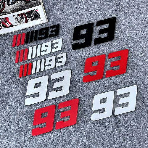 93号车手马奎斯头盔个性车贴46号