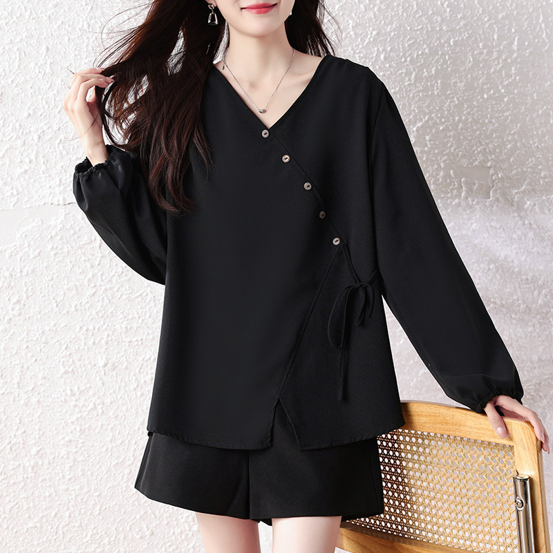 玖月2026春季新款衬衫v领显瘦胖妹妹胖mm减龄宽松洋气长袖上衣女,女装/女士精品,大码内搭,淘宝优惠券,粉丝福利购,淘宝优惠卷