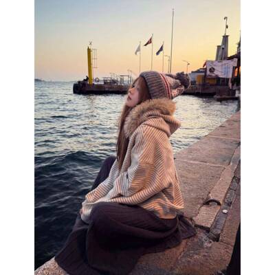 韩版纹卫拼接毛领外套女冬季加绒百搭DBB条宽松秋慵懒风开衫连帽