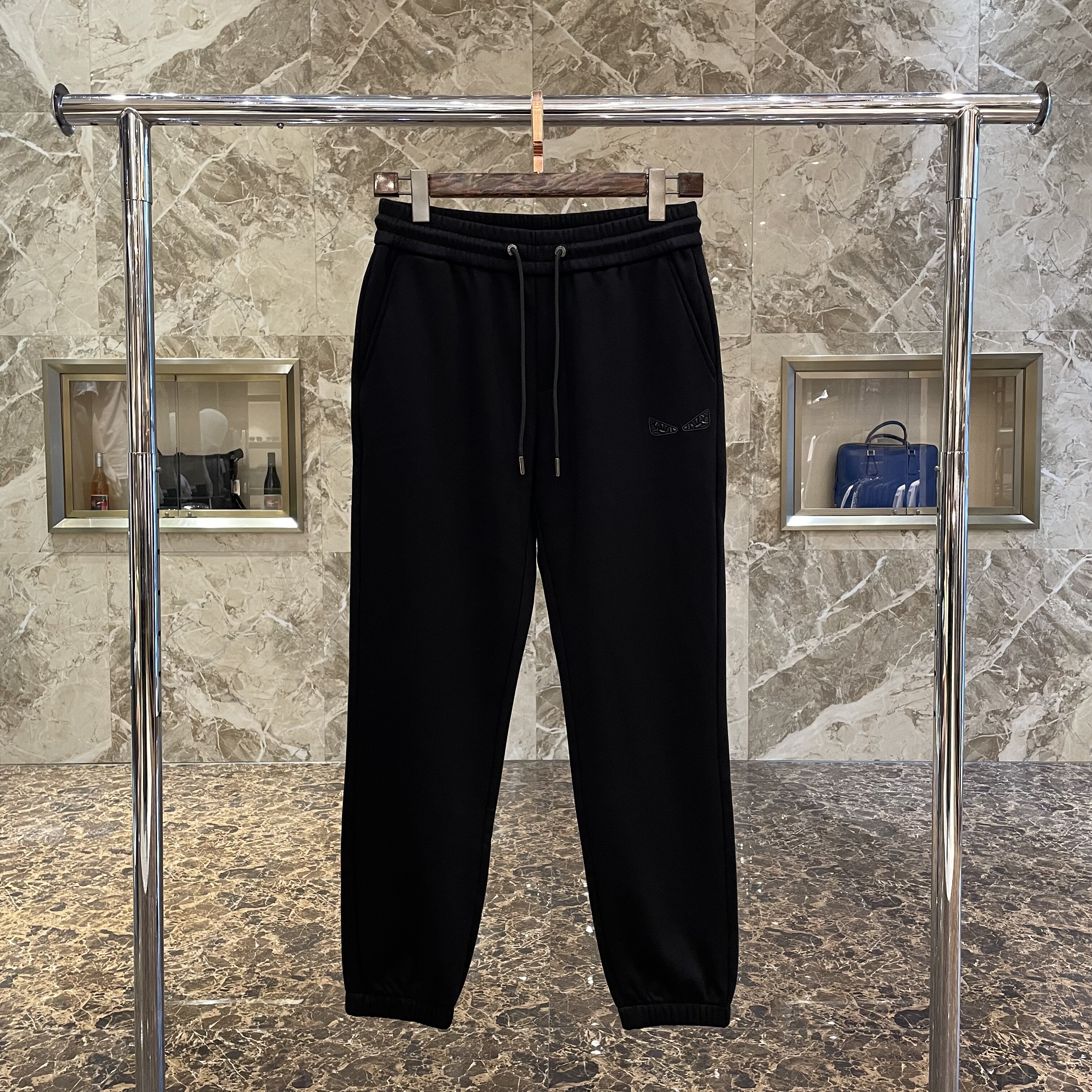 2025秋冬新款FENDILOR小怪兽男士眼睛镶钻加绒休闲裤运动卫裤正品,男装,休闲裤,淘宝优惠券,粉丝福利购,淘宝优惠卷