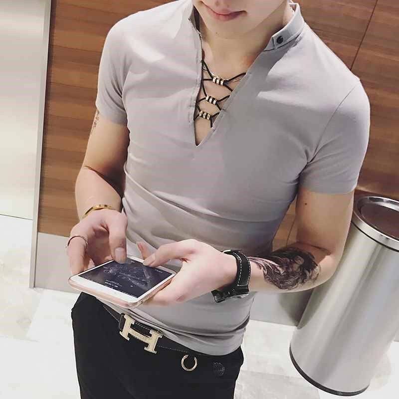 V领纯色休闲男士个性潮流大深V领T恤男短袖款韩版修身打底衣服潮