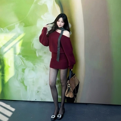 高智女孩  气质针织毛衣圆领连衣裙显瘦短裙女斜肩正肩两穿包臀