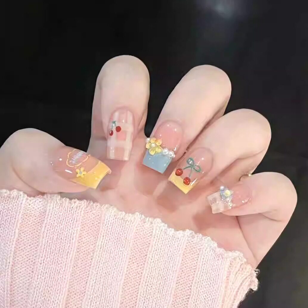 多巴胺款穿戴甲甜美手绘