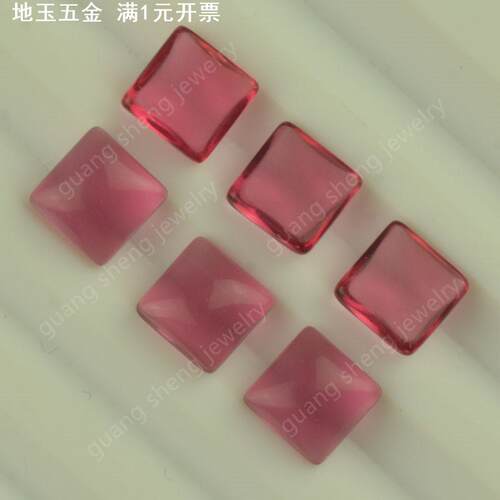 供透明玫红色正方形平底素面玻璃裸石 凸卜面深玫瑰红宝石戒面钻