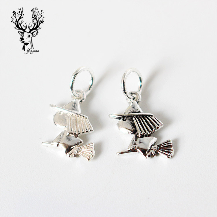 s925纯银骑扫把小女巫吊坠diy手工串珠手链配件材料扫帚巫女挂件