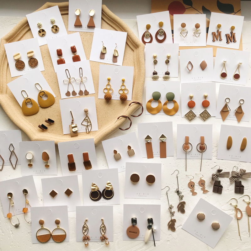 2023耳钉木质文艺焦糖色复古