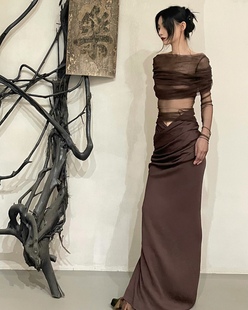 澳洲小众设计师款 裙 显瘦纸片人遮肉性感简约剪裁暗黑风咖色套装