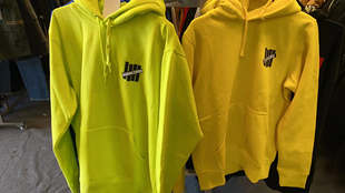 UNDEFEATED 品牌图案字母印花加绒连帽宽松卫衣 男UNDSW70006DPF