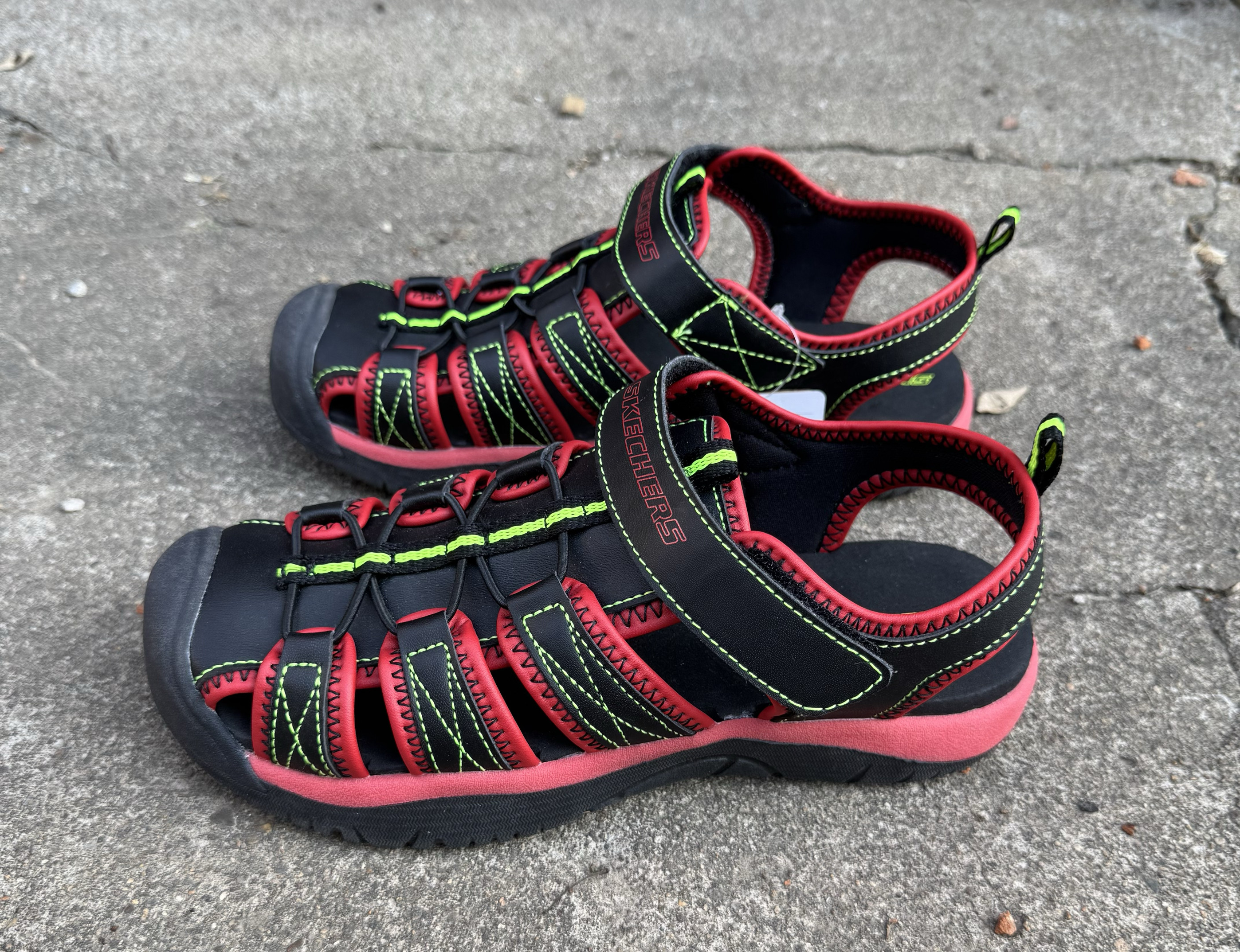 Skechers斯凯奇童鞋夏季男童透气魔术贴EVA户外包头凉鞋415012L