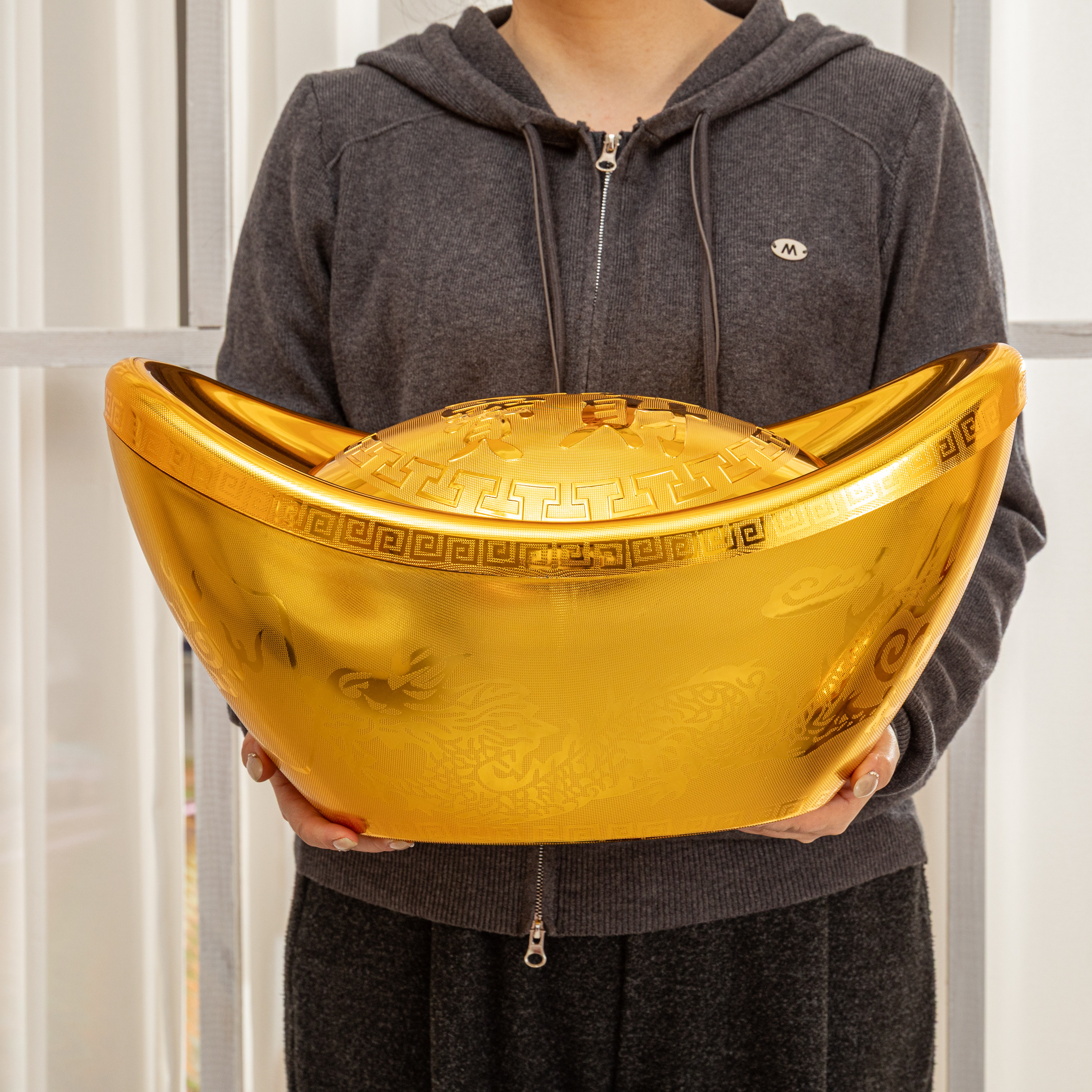 金元宝摆件招财风水居家道具新年装饰品糖果盒塑料空心仿真大元宝