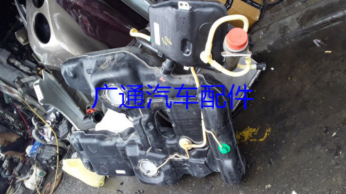 大众高尔夫尚酷辉腾途锐cc奥迪q7q5a7a8a6a4tt油箱总成原装拆车件